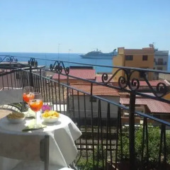 Отель Alfio's Casa Vacanze Джардини Наксос балкон