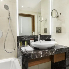 DoubleTree by Hilton Hotel & Conference Centre Warsaw 4* Люкс с различными типами кроватей фото 2