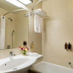 Отель Mercure Antwerp City Centre 4* Стандартный номер с различными типами кроватей фото 3