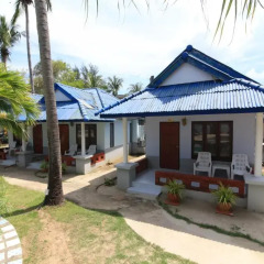 Отель Saladan Beach Resort 3* Бунгало с различными типами кроватей фото 24