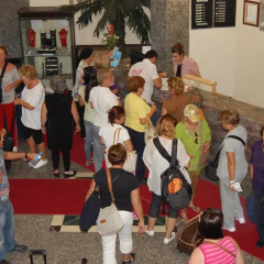 Grand Isias Hotel фитнесс-зал