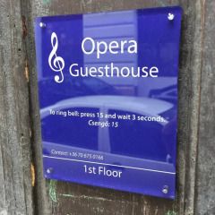 Апартаменты Opera Guesthouse & apartments с домашними животными