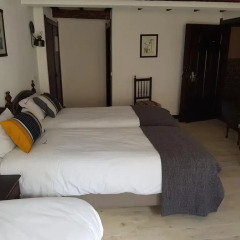 Hotel Rainha Santa Isabel 3* Стандартный семейный номер разные типы кроватей