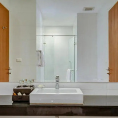 Отель The Pelican Residence & Suite Krabi 4* Люкс повышенной комфортности с двуспальной кроватью фото 8