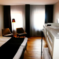 Quality Hotel 11 4* Стандартный семейный номер с двуспальной кроватью фото 4
