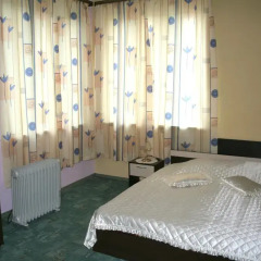 Отель Guest House Dobrudzha Боженци комната для гостей фото 2