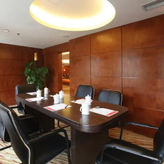 Отель Ramada Plaza Guangzhou фото 2