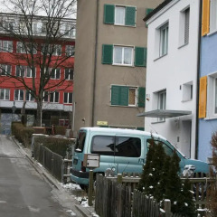 Отель Guesthouse Rudenz Bed And Breakfast парковка