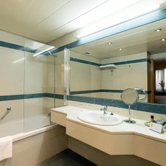 SANA Metropolitan Hotel 4* Люкс с различными типами кроватей фото 4