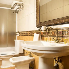 Historical Hotel Fortetsya Hetmana 4* Люкс с различными типами кроватей фото 13