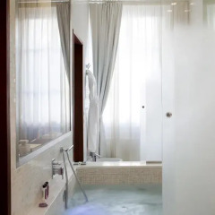 Отель Domux Home Ricasoli Италия, Флоренция - отзывы, цены и фото номеров - забронировать отель Domux Home Ricasoli онлайн ванная фото 4