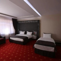 The Apple Palace 3* Стандартный семейный номер с двуспальной кроватью фото 3
