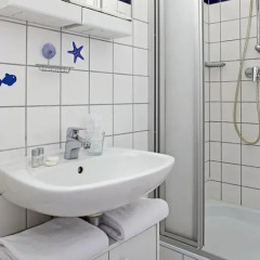 Strawberry Hostel Vienna Кровать в общем номере с двухъярусной кроватью фото 4