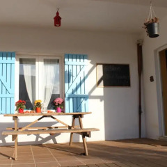 Отель PuraVida Divehouse интерьер отеля