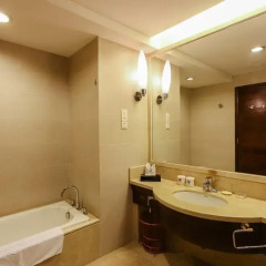 Guangdong Yingbin Hotel 4* Стандартный номер с различными типами кроватей фото 4