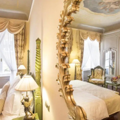 Iron Gate Hotel and Suites 5* Полулюкс с различными типами кроватей фото 3