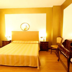 Admiral Hotel 4* Стандартный номер с двуспальной кроватью