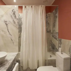 Отель Grande Hotel do Porto Португалия, Порту - 5 отзывов об отеле, цены и фото номеров - забронировать отель Grande Hotel do Porto онлайн ванная фото 3