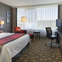 Отель Courtyard by Marriott Hannover Maschsee 4* Стандартный номер с двуспальной кроватью