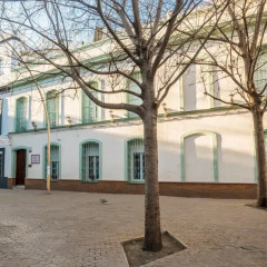 Отель Hostal Jardín de la Alameda