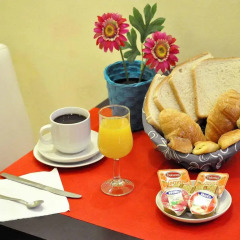 Отель Guesthouse Barcelona Gotic Барселона в номере