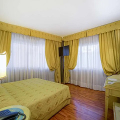 Hotel Aaron 3* Стандартный номер с двуспальной кроватью фото 9
