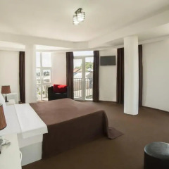 Отель Grand Palace Tbilisi 4* Номер Комфорт с двуспальной кроватью фото 15