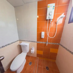 Отель Morakot Lanta Resort 2* Стандартный номер с различными типами кроватей фото 8