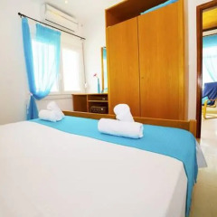 Отель Salonikiou Beach Deluxe Apartments Греция, Аристотелес - отзывы, цены и фото номеров - забронировать отель Salonikiou Beach Deluxe Apartments онлайн комната для гостей фото 5