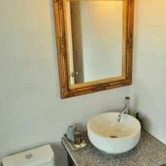 Отель Hi Baan Thewet 3* Стандартный номер фото 9