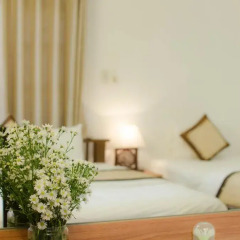 Отель Flower Garden Homestay 3* Номер Делюкс фото 22
