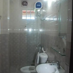 Отель Lam Chau Homestay ванная фото 2
