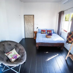Отель Sweet Life Community Guesthouse Стандартный номер фото 11