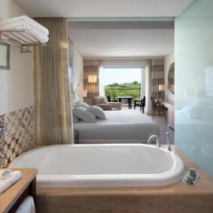 Отель Hilton Vilamoura As Cascatas Golf Resort & Spa 5* Семейный люкс фото 3