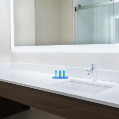 Отель Country Inn & Suites Columbus Airport-East 3* Стандартный номер с различными типами кроватей фото 3