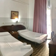 Отель Hostal Eden Испания, Барселона - 10 отзывов об отеле, цены и фото номеров - забронировать отель Hostal Eden онлайн комната для гостей фото 5