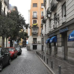 Отель Hostal Los Arcos фото 2