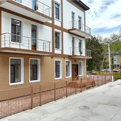 Гостиница Gorizont 32 Mini-Hotel в Ольгинке отзывы, цены и фото номеров - забронировать гостиницу Gorizont 32 Mini-Hotel онлайн Ольгинка парковка