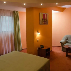 Adelfiya Hotel 2* Стандартный номер с двуспальной кроватью фото 2