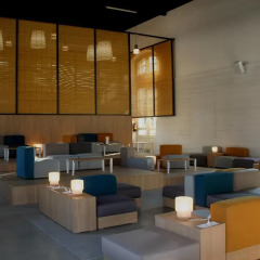 Up Station Hostel Валенсия гостиничный бар