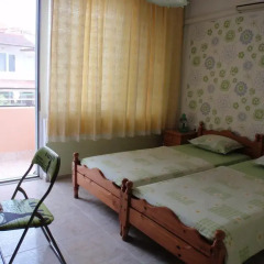 Отель Guest House Cherno More Поморие комната для гостей фото 4