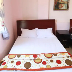 Ban Mai 66 Hotel 2* Стандартный семейный номер с двуспальной кроватью фото 6