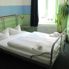 Отель St Christophers Inn Berlin Апартаменты с различными типами кроватей