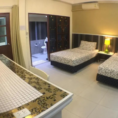 Отель Phuket Airport Suites & Lounge Bar - Club 96 сауна