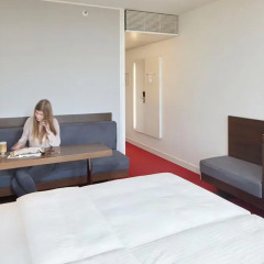 Empire Riverside Hotel 4* Стандартный номер двуспальная кровать фото 4