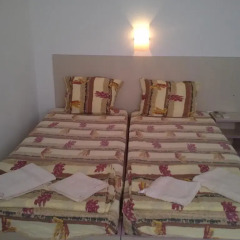 Отель Guest House Dani Стандартный номер с разными типами кроватей