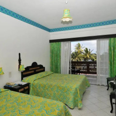 Отель Bamburi Beach 3* Стандартный номер фото 4