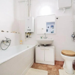 Апартаменты Toldy Apartment ванная