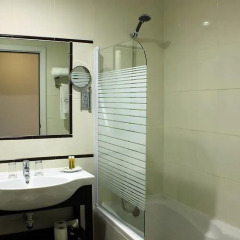Hotel Malaga Picasso 3* Стандартный номер с различными типами кроватей фото 7