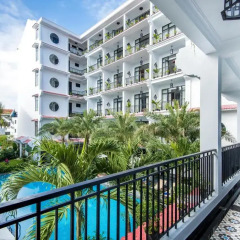Отель Belle Maison Hadana Hoi An Resort & Spa - managed by H&K Hospitality. 4* Представительский номер с различными типами кроватей